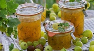 Jednoduchý recept na angreštový a banánový džem na zimu